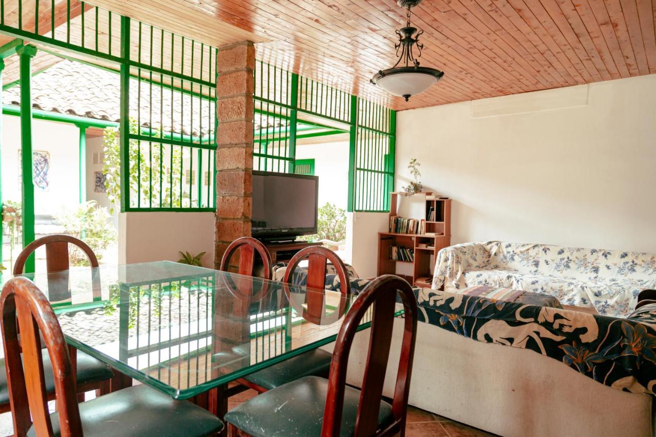 Luzart Hotel คาร์ดิน ภายนอก รูปภาพ